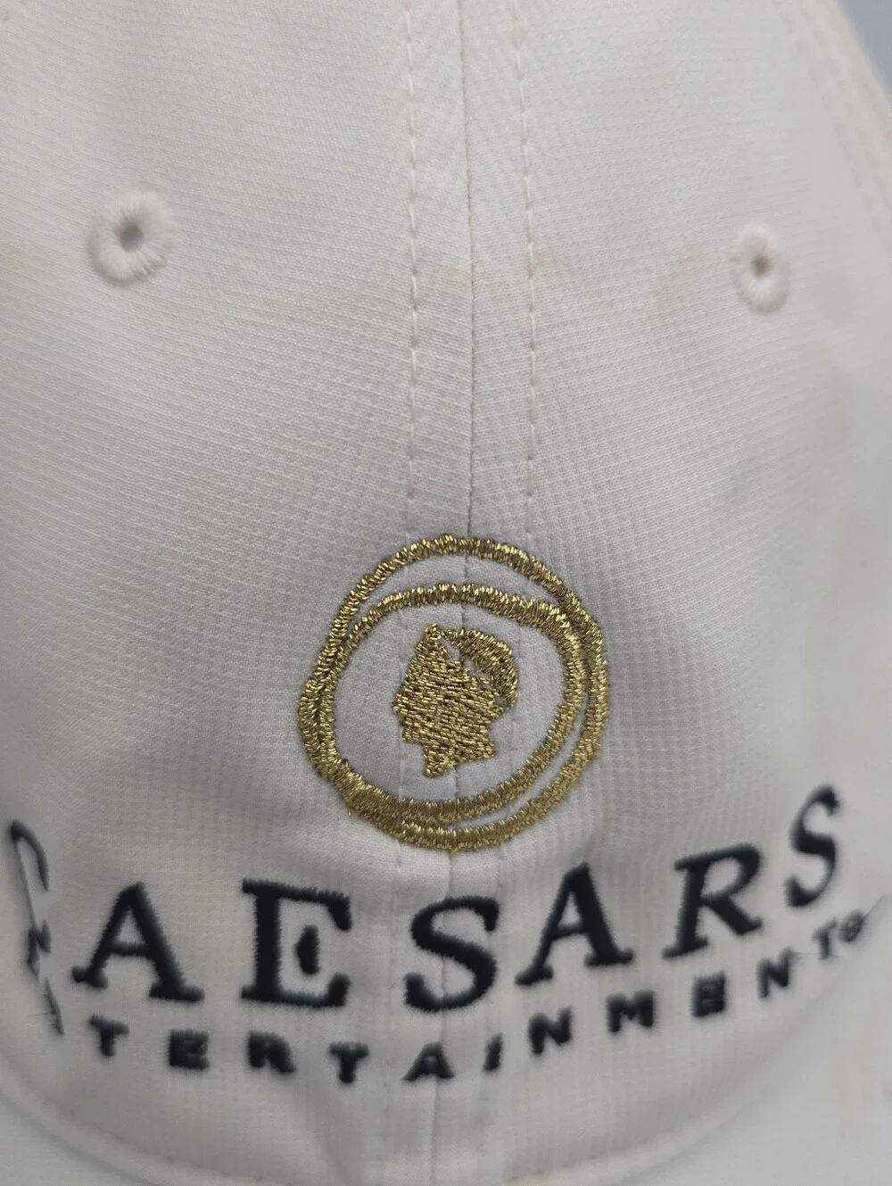 Nike Legacy91 Dri-Fit Ceasers Entertainment Cream Adjustable Hat